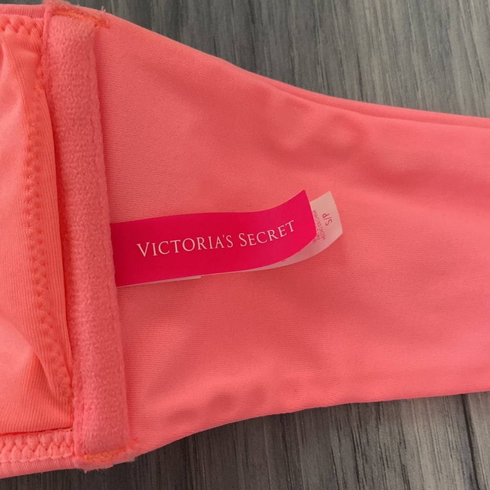 Pink Strapless Bikini Set - Picture 3 of 4